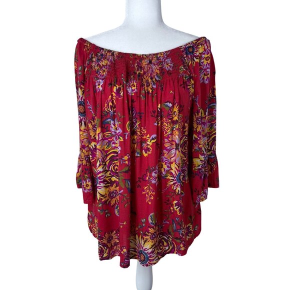BeachLunchLounge  Red Off-Shoulder Floral Smocked Boho Top With Bell Sleeves Siz - Picture 2 of 7